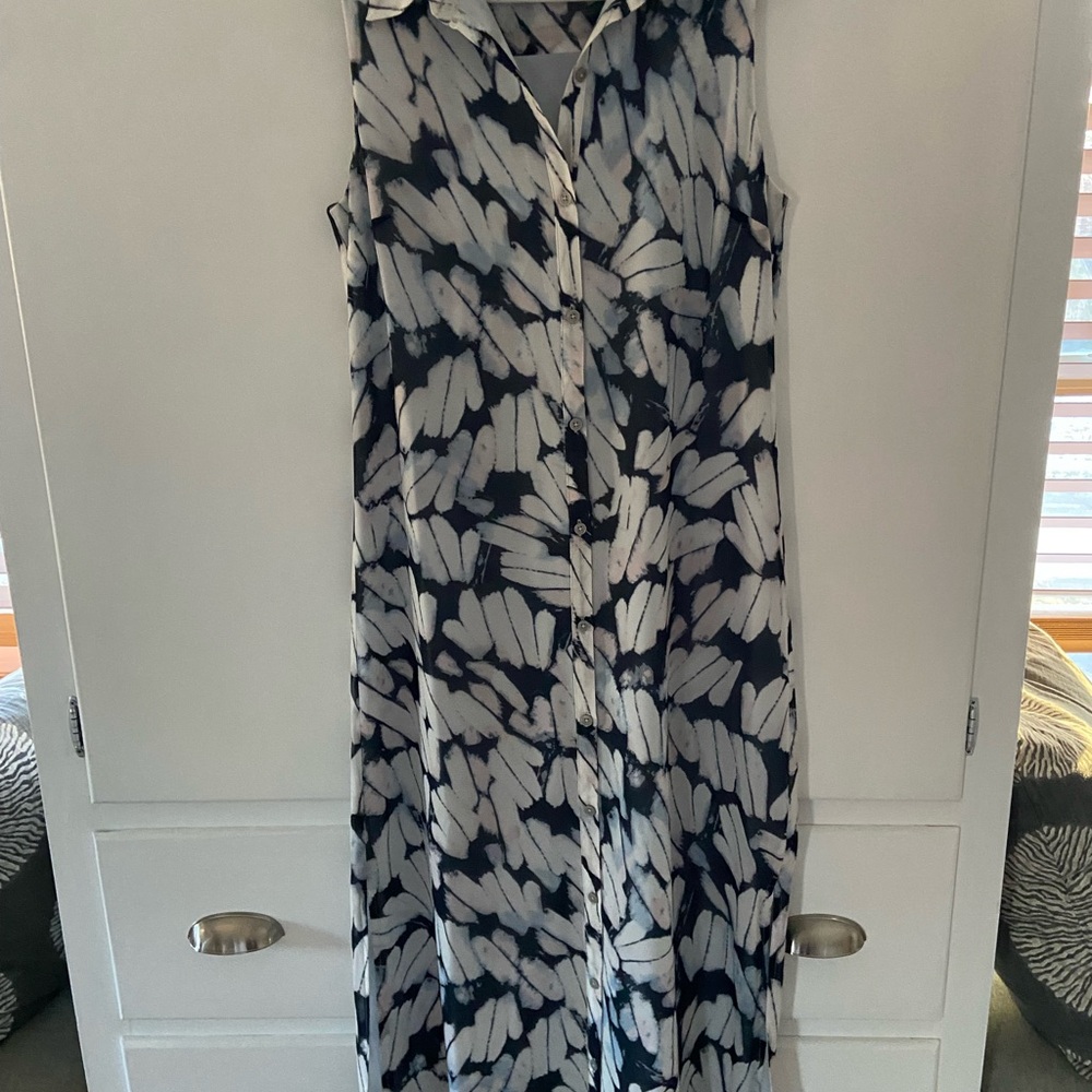 CAbi Navy and White Abstract Maxi Dress
